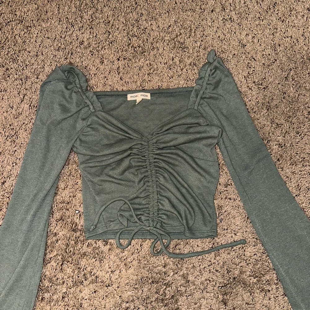 Moa Moa Green Ruched Long Sleeve Blouse